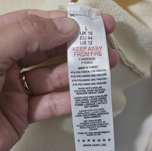 Topshop Knit Cut Out Top - Picture 5 of 7